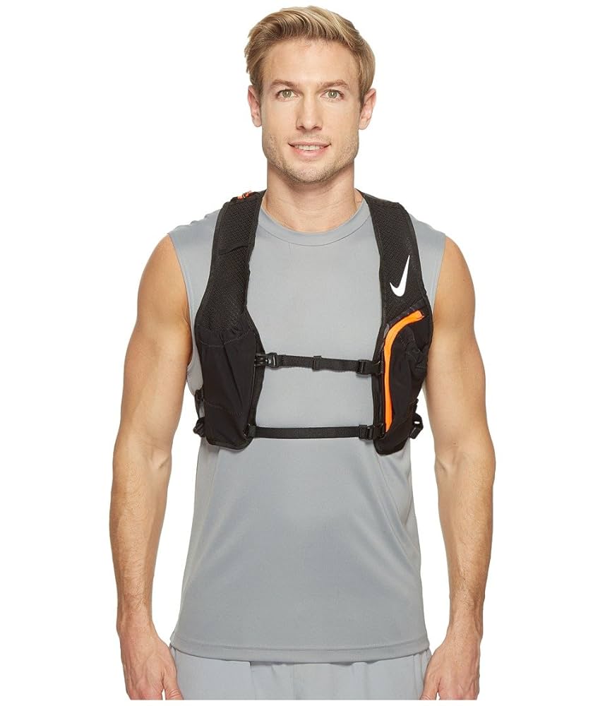 早いもの勝ち　Nike Trail ランニングベスト Amazon.co.jp: ナイキ(NIKE) ランニングトレイルベスト ディ
